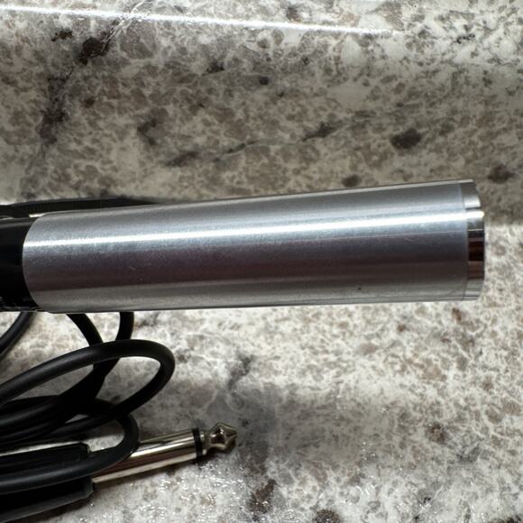 Realistic MC-1000 Dynamic Microphone Made In Taiwan - Picture 4 of 6